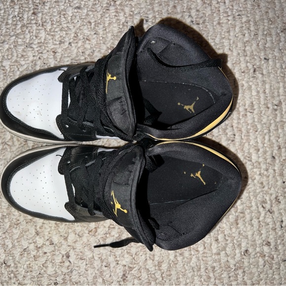 Nike Jordan 1 - Picture 2 of 6